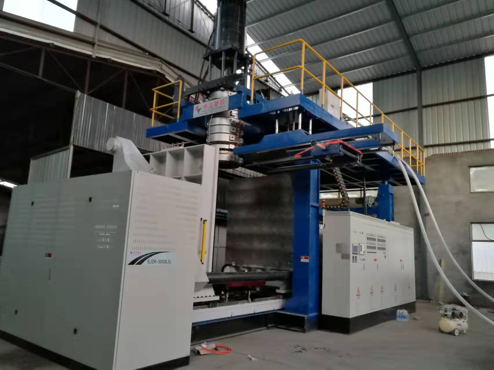 山東辰鳴塑業專注于托盤行業多年，現有多套先進的生產線